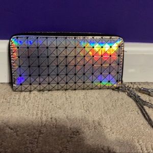 Holographic Wallet